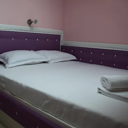 ホテル Kalina Family